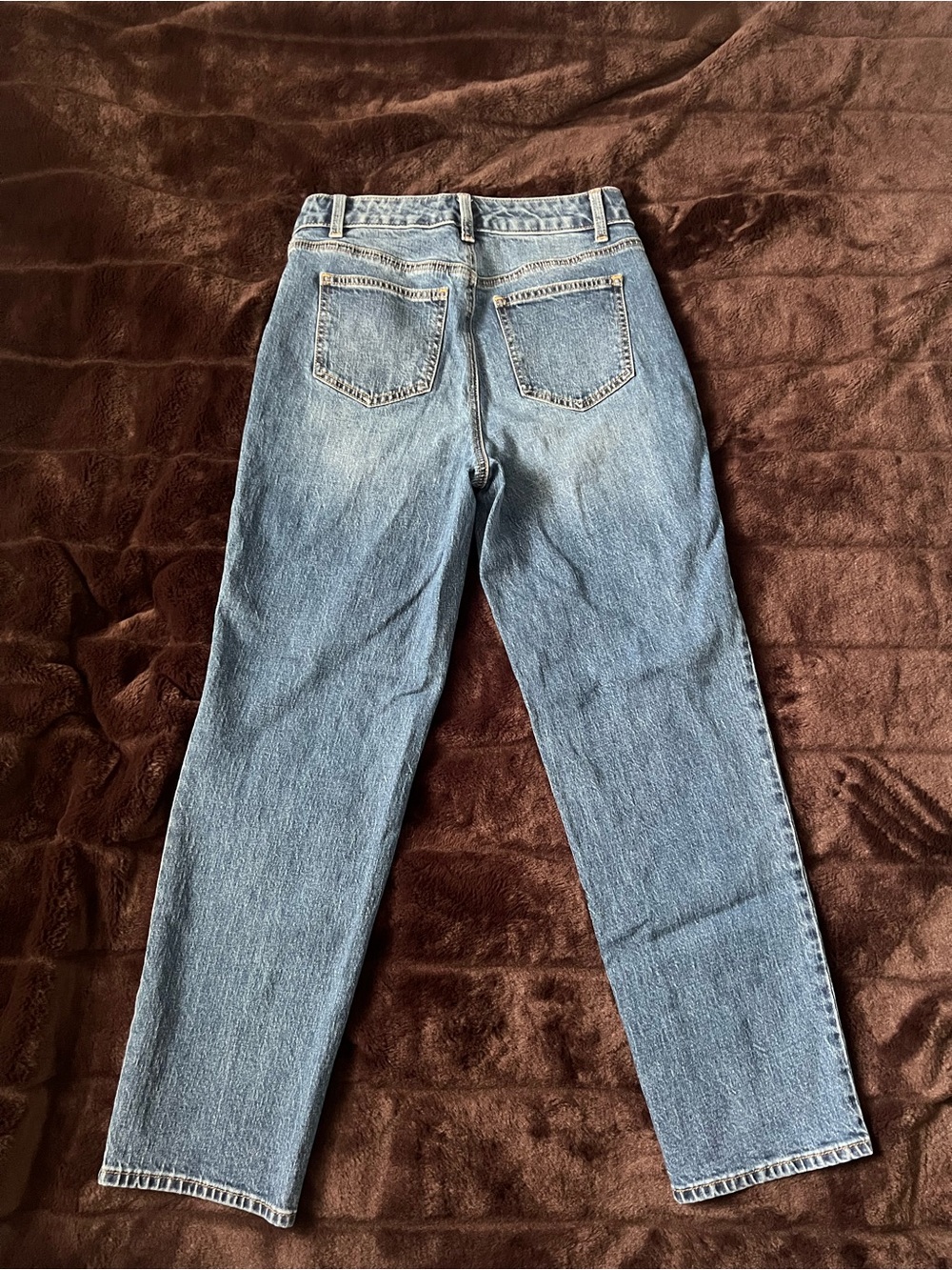 Women's Straight Leg High Waisted Relaxed Jean